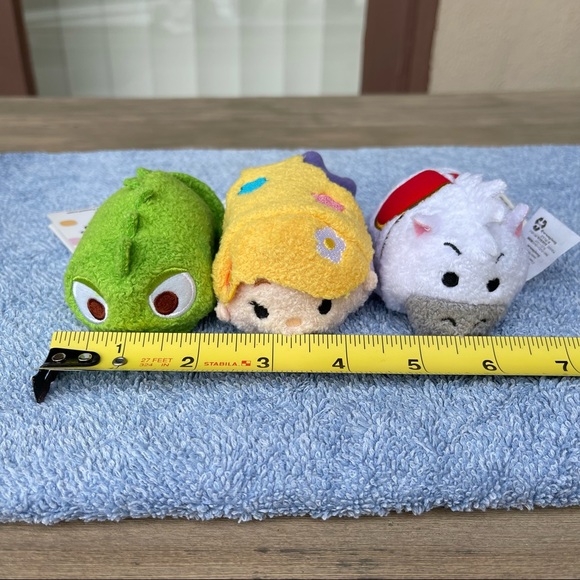 BNWT Disney Tsum Tsum Tangled Set - Picture 5 of 9